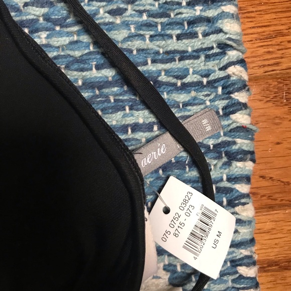 Black bikini top - Picture 2 of 3